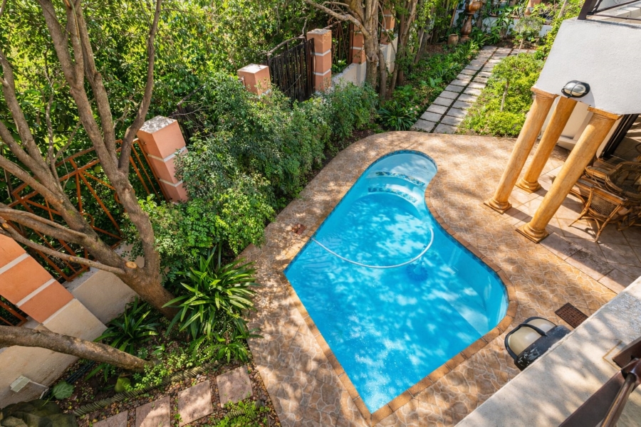 5 Bedroom Property for Sale in Caribbean Beach Club North West